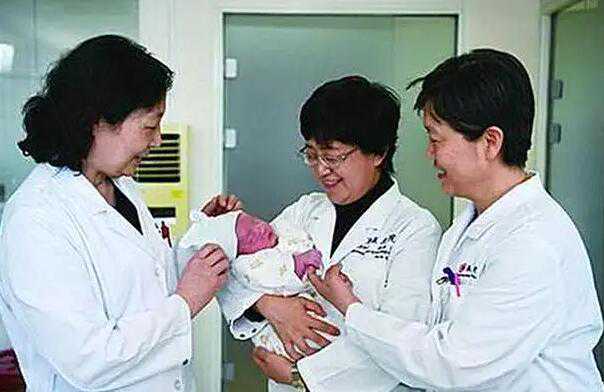 武汉同济医院试管怎么样,你们知道为什么？武汉22岁女孩做试管成功怀孕后为什